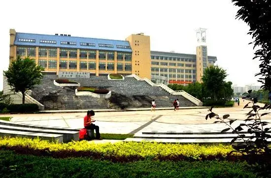 明明是普通一本，武汉科技大学凭什么直逼211？